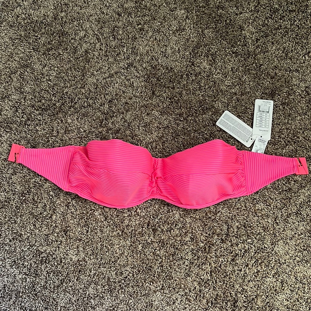 Freya swim top new with tags